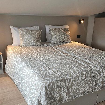 Richi Rooms & App Фунтана Екстер'єр фото